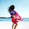 Großes Miraculous Badetuch Ladybug Running rot 75x150 cm Strandlaken Strandtuch Handtuch Duschtuch Velourstuch 100% Baumwolle Marinette Adrien Ladybug Cat Noir - Paris - passend zur Bettwäsche Bild 4