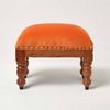 Homescapes Fußhocker Rechteckiger Samthocker Mable – orange mit Holzbeinen, 50 x 30 x 40 cm Bild 5