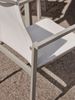 Gartenstuhl Comfy mit Armlehne aus Aluminium und Textilene, modern, taupe off-white, stapelbar Bild 5