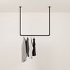 pamo. design Garderobenstange Kleiderstange HANG für Jacken, Mäntel & Kleidung, (Set, 1), schwarze Garderobe für den Eingangsbereich mit hohen Decken Bild 3