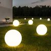 4er Set LED Solarleuchte, Kugel weiß, H 65 cm Bild 4