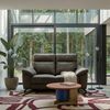 2-Sitzer Relaxsofa Astella Stoff Taupe - Elektrisches Sofa mit Liegefunktion & USB Bild 2