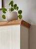 Furn. Design Highboard Hemsby (Anrichte in Pinie weiß mit Wotan Eiche, 148x139 cm), Landhausstil Bild 3