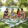 Sekey Picknickdecke Wasserdicht 200x200 cm Stranddecke Sandfrei geeignet für Picknick, Camping, Strand, Grün - Tropische Blätter Bild 2