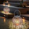 LED Solarleuchte, Kugel, Geflecht, silber-antik, H 29 cm Bild 4