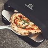 BURNHARD® Gas Pizzaofen - TONY , 450 °C, Tragbarer 5,9 kW Outdoor Ofen für Pizza (58,5 x 47,7 x 24,8 cm) inkl. Cordierit-Pizzastein, geeignet für Terrasse, Balkon und Garten - Black - #945615 Bild 5