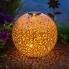 LED Solarleuchte, Kugel rost, Dekorstanzungen, 40 cm Bild 2