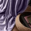 LUMALAND Kuscheldecke - 150x200 cm - Sofadecke & Tagesdecke - Lila Bild 5
