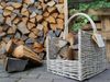 Kaminholzkorb aus Weidenzweigen mit großzügigem Griff in grau Bild 3