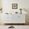 Modernes Sideboard mit zwei Türen und drei Schubladen – Elegantes MDF-Möbelstück mit goldfarbenen Aluminiumlegierung und robusten Stahlbeinen, stilvoller Stauraum für Ihr Wohn- oder Esszimmer – 160 × Bild 4