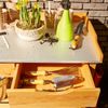 Pflanztisch Paola aus FSC® Kiefernholz 99 x 55 x 90 cm mit verzinkter Arbeitsfläche zwei Schubladen schadstofffrei Bild 4