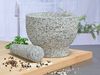 Mörser mit Stößel Reibe Zerkleinerer Gewürz Mühle aus Granit Bild 4