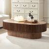Oval Fluted Coffee Table, Modern Minimalist Center Table with Solid Wood Stripe Accent, MDF with Wood Veneer Construction, Contemporary Accent Table for Living Room, Bedroom, and Office (Walnut color) Bild 4