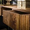Konsole Vagula aus Mangoholz, modernes Wellendesign, naturbraun, 2 Schubladen, 110 cm Bild 3
