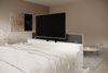 Boxspringbett Arosa TV, Boxspringbett mit Schubladen, TV-Lift LED Beleuchtung, Doppelbett mit Matratze, Kunstleder, 180 x 200 cm, Weiß Bild 5