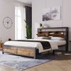 Bett 140x200 cm mit Stauraum-Kopfteil aus Metall und Holzdekor – platzsparendes Doppelbett Bild 2