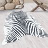 Waschbarer Teppich Elena Tigerfell imitat - 150x200 cm - Schwarz Bild 2