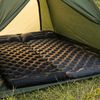 Sekey 2er Set Selbstaufblasende Isomatte mit Kissen, Outdoor 10cm dicke Campingmatte Ultraleicht, Schwarz Bild 3