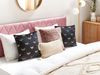 Kissen 2er Set Tiermuster YUZURI Samtstoff 45 x 45 cm Schwarz Bild 3