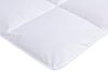 Haeussling Daunenbettdecke Swiss Royal, Bettdecken für Sommer und Winter, Ganzjahresdecke, Decke, Füllung: 90% Daunen, 10% Federn, Bezug: 100% Baumwolle, Bettdecke 135x200 cm, 155x220 cm & weitere Größen, Made in Germany Bild 4