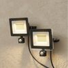 HOMCOM Außen-Stehlampe 50W 5500LM 6000K IP65, mit 3 Lichtmodi, Kabel, Dimmfunktion, Sensorgesteuert, Tageslichtweiß, 2er Set Baustrahler Bild 3