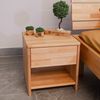 Krok Wood Nachttisch Julia aus Massivholz 40 x 40 x 40 cm (in Buche) Bild 2