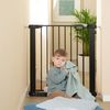 roba easySafe+ Tür- & Treppenschutzgitter aus Metall - Verstellbreite 75-82 cm - Erweiterbar bis 110 cm - TÜV-geprüft - Ampelverschluss & 90°-Stopp - Bohrfrei montierbar - 0-24 Monaten - Schwarz Bild 2