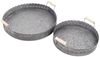 Macosa Home Dekotablett 2er Set Blech Grau rund Landhaus Tablett Metalltablett (2er Set, 2 St, 2 Stück verschiedene Größen), 30 cm & 40 cm mit Griff Blechtablett Tablett Metalltablett Bild 3