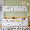 Bett 120x200 cm mit Rollbett und Dach – Hausbett mit 3-seitigem Gitter, Kiefer/MDF, Weiß Bild 2