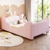 Polsterbett Kinderbett 90 × 200 cm, mit Kissen in Hasenform, seitliche Leisten in Wolkenform, niedliches Plattformbett, Teddy Samt Stoff , Rosa (Ohne Matratze) Bild 2
