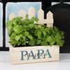 Herz & Heim Geschenkbox Pflanzkorb mit Zaun - Geschenkkorb mit Druck für Mama, Papa, Oma, Opa, aus Holz, mit Folie ausgekleidet Bild 3
