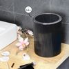 bremermann Kosmetikeimer 2er Set GAVELLO mit Schwingdeckel | Mini 1,5 L und 5,5 L Badeimer mit Rillendekor, Kunststoff schwarz, rund Bild 3