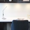 LED Tischleuchte, Chrom, Lederoptik, Datum, Uhrzeit, dimmbar Bild 5