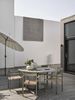 Gartenstuhl DK mit Armlehne aus Aluminium und Kunstrattan, modern skandinavisch, Nordic Green, stapelbar Bild 2