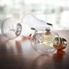 Philips classic A60 LED Lampe, 60 Watt, klar, E27 Sockel, 2700 K warmweißes Licht, 6er Pack Bild 4