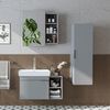 Roomart LYCIA-82 Badmöbel Set– 4-teiliges Badezimmermöbel Set - Waschbeckenunterschrank mit Keramikwaschbecken, Spiegelschrank & Hochschrank - H 9.5 x B 38.6 x T 50 cm • Grau Bild 2