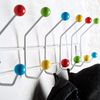 DESIGN DELIGHTS GARDEROBENLEISTE Colour Ball | 50x15,5 cm(LxH), Garderobe mit 12 Haken, Hakenleiste mit bunten Kugeln, farbenfrohe Wandgarderobe bunt | Farbe: Weiss-bunt Bild 3