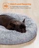 FEANDREA Hundebett flauschig, Katzenbett, Donut Kissen, waschbar, Polsterung in der Mitte herausnehmbar, langer Plüsch, grau Bild 3