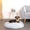 lionto Donut Hundebett, rundes Hundesofa mit Plüschbezug & Anti-Rutsch-Noppen, weich & gemütlich, 70 cm Durchmesser, hellgrau Bild 2