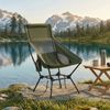SONGMICS Campingstuhl klappbar mit verstellbarer Höhe, Stahlrahmen, Kopfstütze, hoher Rückenlehne, 2 Taschen, Outdoor, grün Bild 2