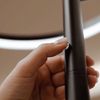 s.luce Ring LED-Stehleuchte Ø 60cm mit Touchdimmer Alu-Gebürstet, Schwarz Bild 4