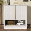 Moderner Schuhschrank Weiß mit 2 Türen und offenem Fach – Platzsparender Flurschrank mit Holzoptik und goldfarbenen Griffen – Schuhregal für Eingangsbereich, Flur oder Schlafzimmer (60×40×61 cm) Bild 3