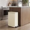 SONGMICS Mülleimer Küche 50 L, Tretmülleimer mit Softclose-Deckel, herausnehmbarer Inneneimer, Stahl, 15 Müllbeutel, creme Bild 3