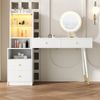 Schminktisch mit LED Spiegel, Kosmetiktisch mit 4 Schubladen und Glasfront Schrank, Waschtisch mit dreifarbiger LED Beleuchtung und Touchsteuerung Bild 4