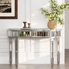 Celya Schminktisch 120 cm langer, halbmondförmiger Spiegelkonsolentisch (luxuriöser Sofatisch, Grau+Silber, moderner Schminktisch für Schlafzimmer, Ankleidezimmer, Wohnzimmer), mit geriffelter Glasplatte und Kristallknopfschublade Bild 5