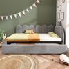 Merax Einzelbett 90x200 cm, Kinderbett, Polsterbett mit 90x190 cm Ausziehbett, Niedliches Kronen- und Gitterdesign, Samt, Grau Bild 3