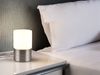 Kleine LED Tischleuchte per touch dimmbar, Silber mit Glasschirm, Höhe 15cm Bild 5