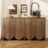 Sideboard 147 cm in Walnussoptik mit Rillenfront, viel Stauraum, 4-türiger Aufbewahrungsschrank, modernes Wohnzimmer-Buffet Bild 3