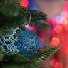 Relaxdays Weihnachtskugeln im 50er Set Bild 3