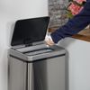 Relaxdays Mülleimer Sensor, 50 l, elektrischer Deckel, Müllbeutelhalter, Küchenmülleimer, Abfalleimer, Edelstahl, Silber Bild 2